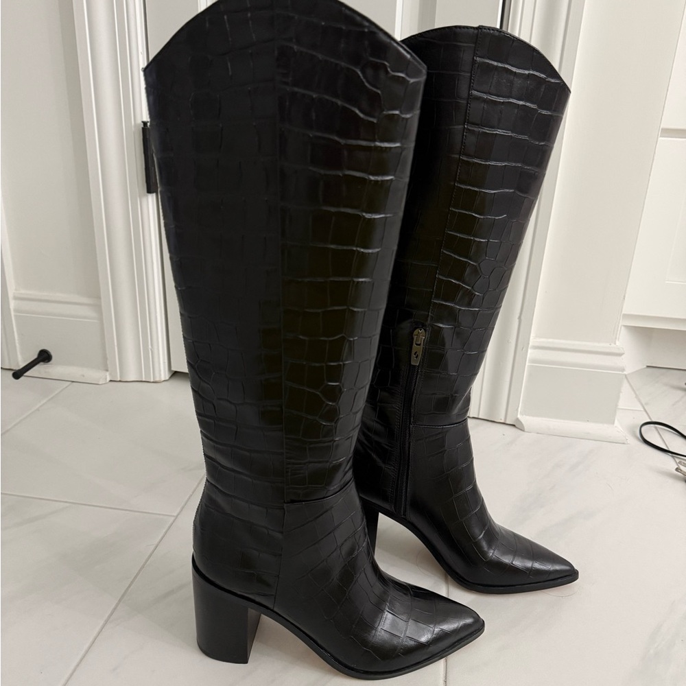 Black Croc-Embossed Knee-High Boots - Women's - Picture 2 of 7